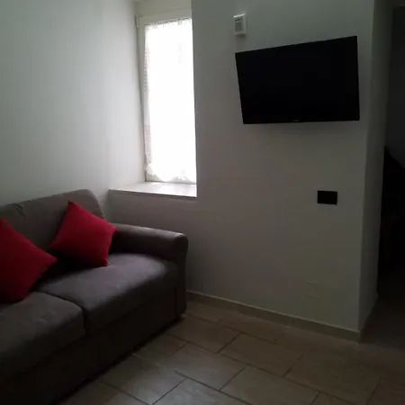 Apartment Appartmento 4 Persone Al Centro Di *